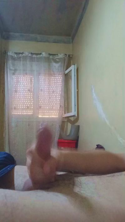 Raaafik23 live cam on Cam4