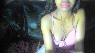 Rachbella live cam on Cam4