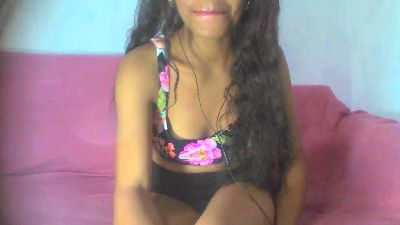 Rachbella live cam on Cam4
