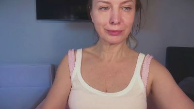 RachelDoll live cam on Cam4