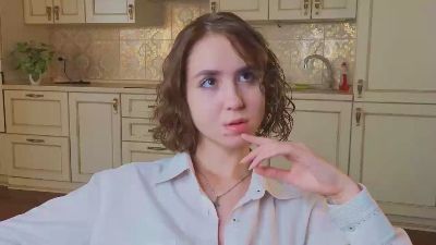RachelleGlow live cam on Cam4
