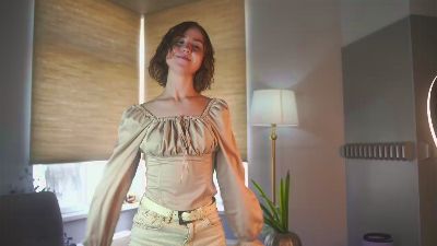 RachelleGlow live cam on Cam4
