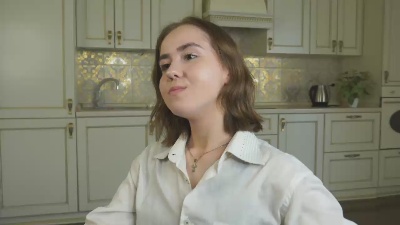 RachelleGlow live cam on Cam4