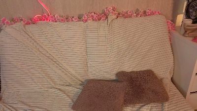 RacquelSrour live cam on Cam4