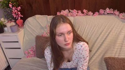 RacquelSrour live cam on Cam4