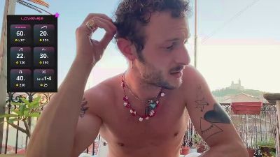 RadBtm live cam on Cam4