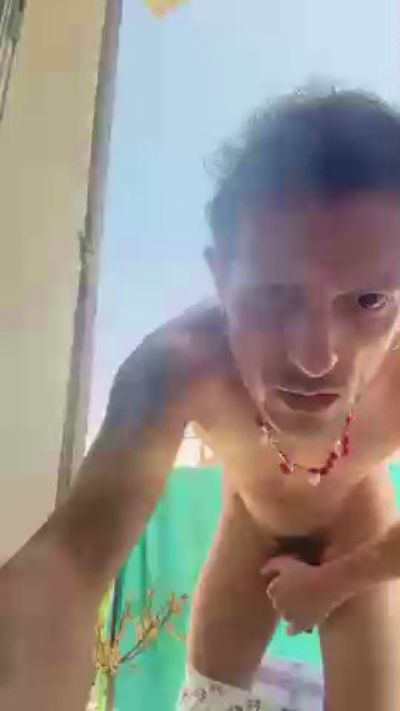 RadBtm live cam on Cam4