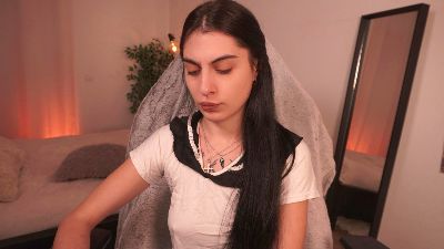 Radiant_Luna live cam on Cam4