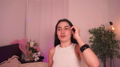 Radiant_Luna live cam on Cam4
