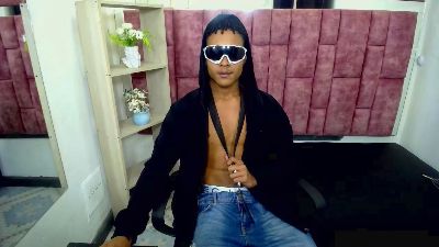 RafaelVander live cam on Cam4