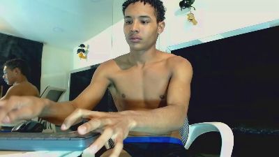 RafaelVander live cam on Cam4