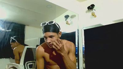 RafaelVander live cam on Cam4