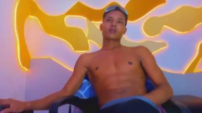 RafaelVander live cam on Cam4