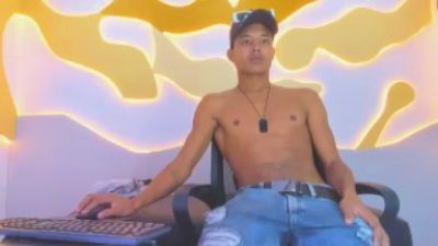 RafaelVander live cam on Cam4