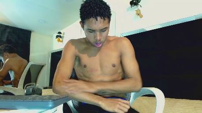 RafaelVander live cam on Cam4