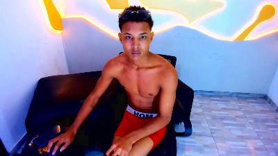 RafaelVander live cam on Cam4