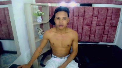 RafaelVander live cam on Cam4