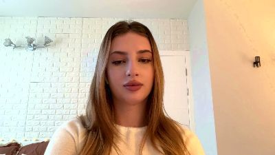 RafaelaPewo live cam on Cam4