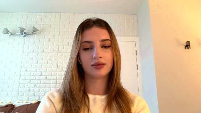 RafaelaPewo live cam on Cam4