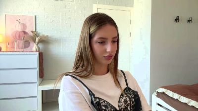 RafaelaPewo live cam on Cam4