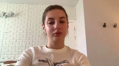 RafaelaPewo live cam on Cam4