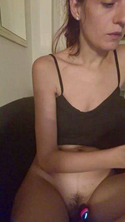 Ragazza90 live cam on Cam4