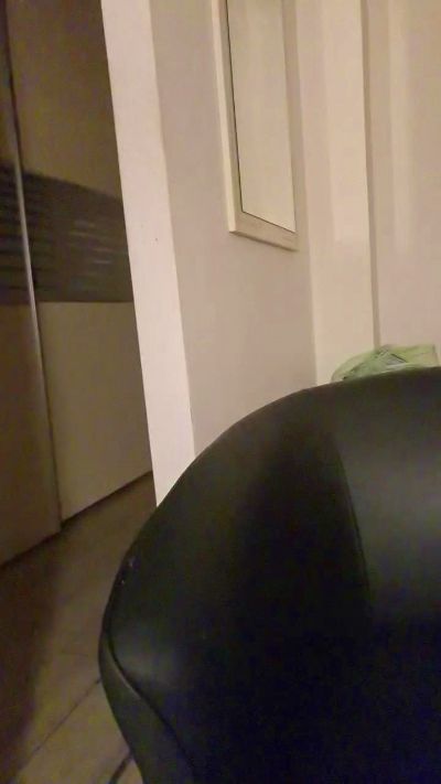 Ragazza90 live cam on Cam4