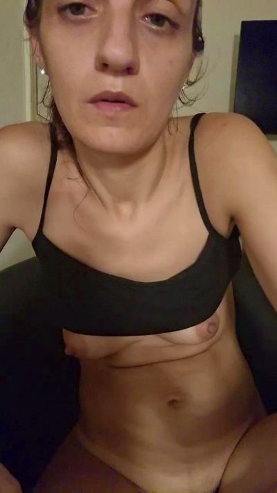Ragazza90 live cam on Cam4