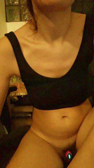 Ragazza90 live cam on Cam4