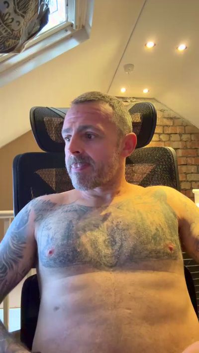 RagingRomeo live cam on Cam4