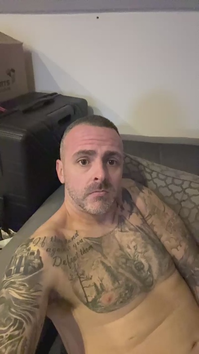 RagingRomeo live cam on Cam4