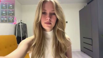 RaguelFoots live cam on Cam4