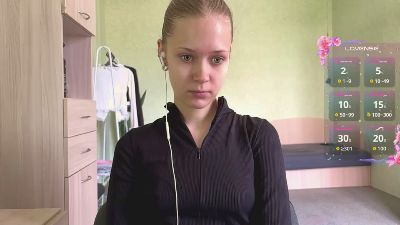 RaguelFoots live cam on Cam4