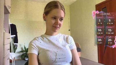 RaguelFoots live cam on Cam4