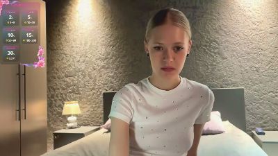 RaguelFoots live cam on Cam4