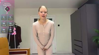 RaguelFoots live cam on Cam4