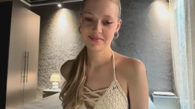 RaguelFoots live cam on Cam4