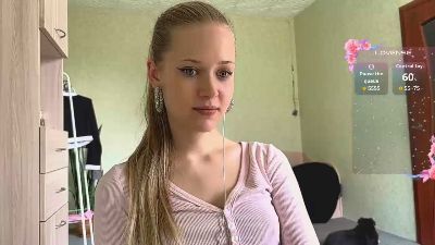 RaguelFoots live cam on Cam4