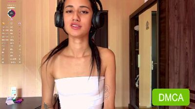 RaguelMinchey live cam on Cam4