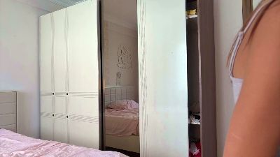 RaguelMinchey live cam on Cam4
