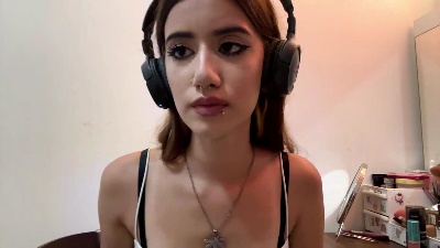 RaguelMinchey live cam on Cam4