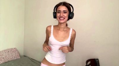 RaguelMinchey live cam on Cam4
