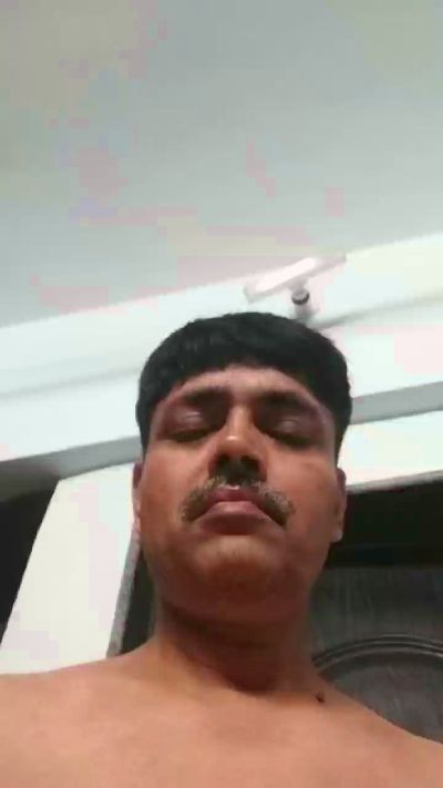 Rahul4873 live cam on Cam4