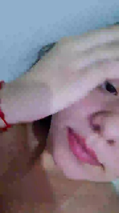 Raissasts live cam on Cam4