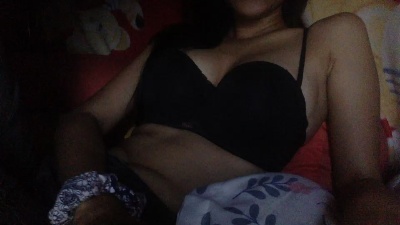 Raksha live cam on Cam4