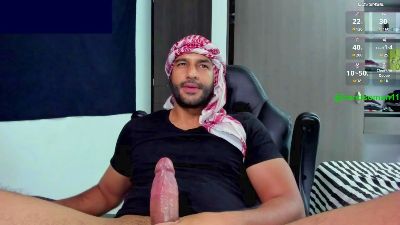Ralfvoss live cam on Cam4