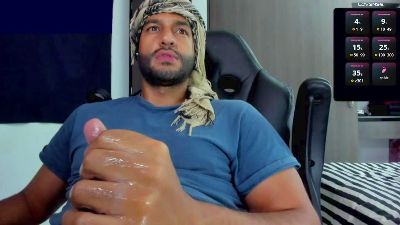 Ralfvoss live cam on Cam4