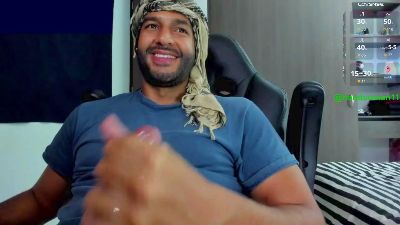 Ralfvoss live cam on Cam4