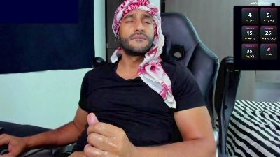 Ralfvoss live cam on Cam4