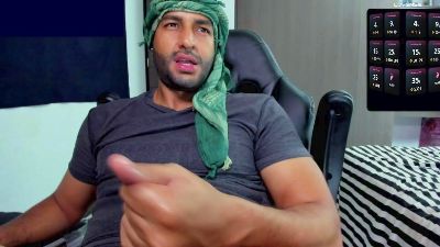 Ralfvoss live cam on Cam4